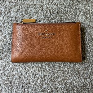 Kate Spade Leila small slim bifold wallet